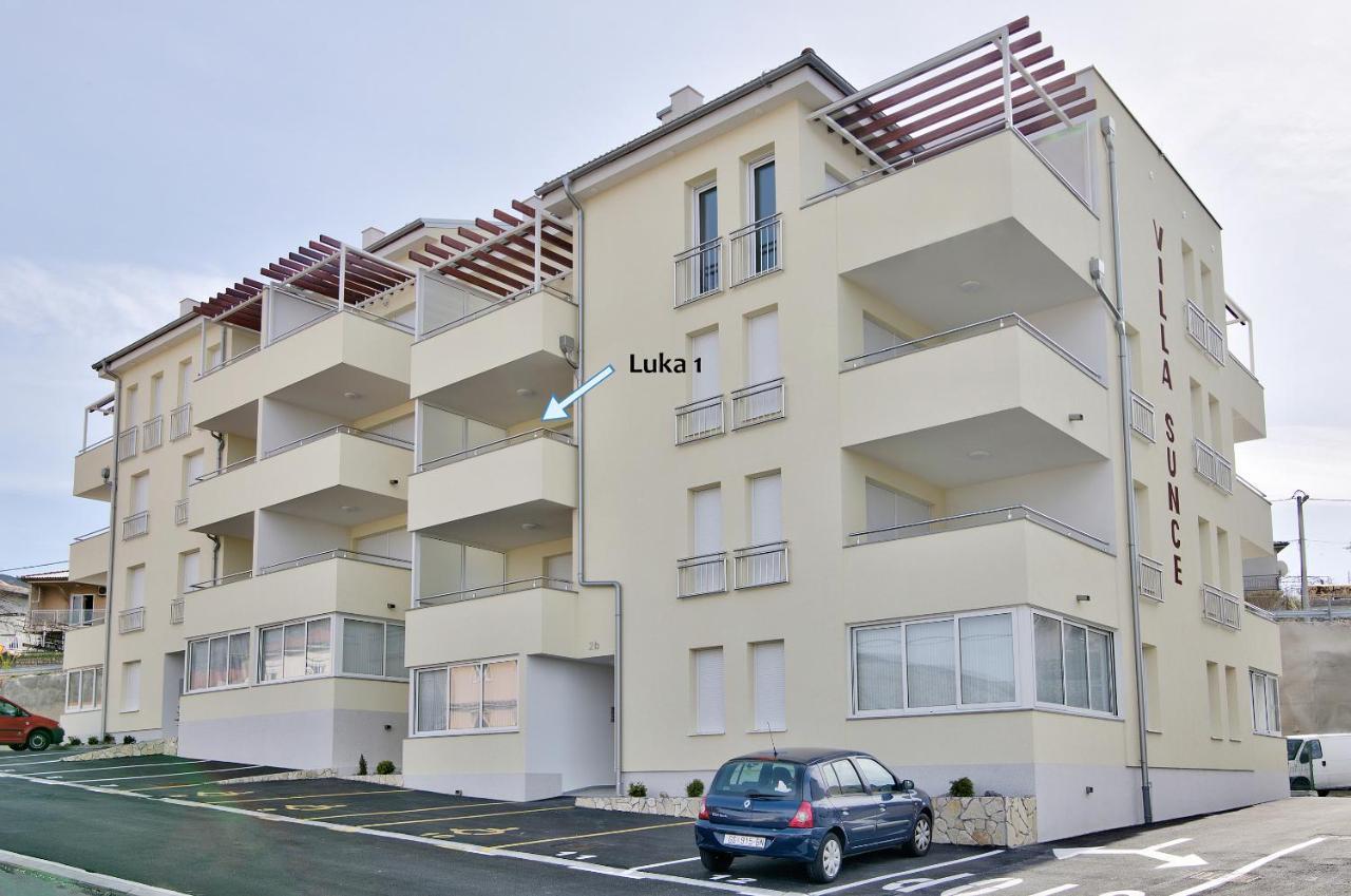 Apartments Luka - Villa Sunce Zengg Kültér fotó